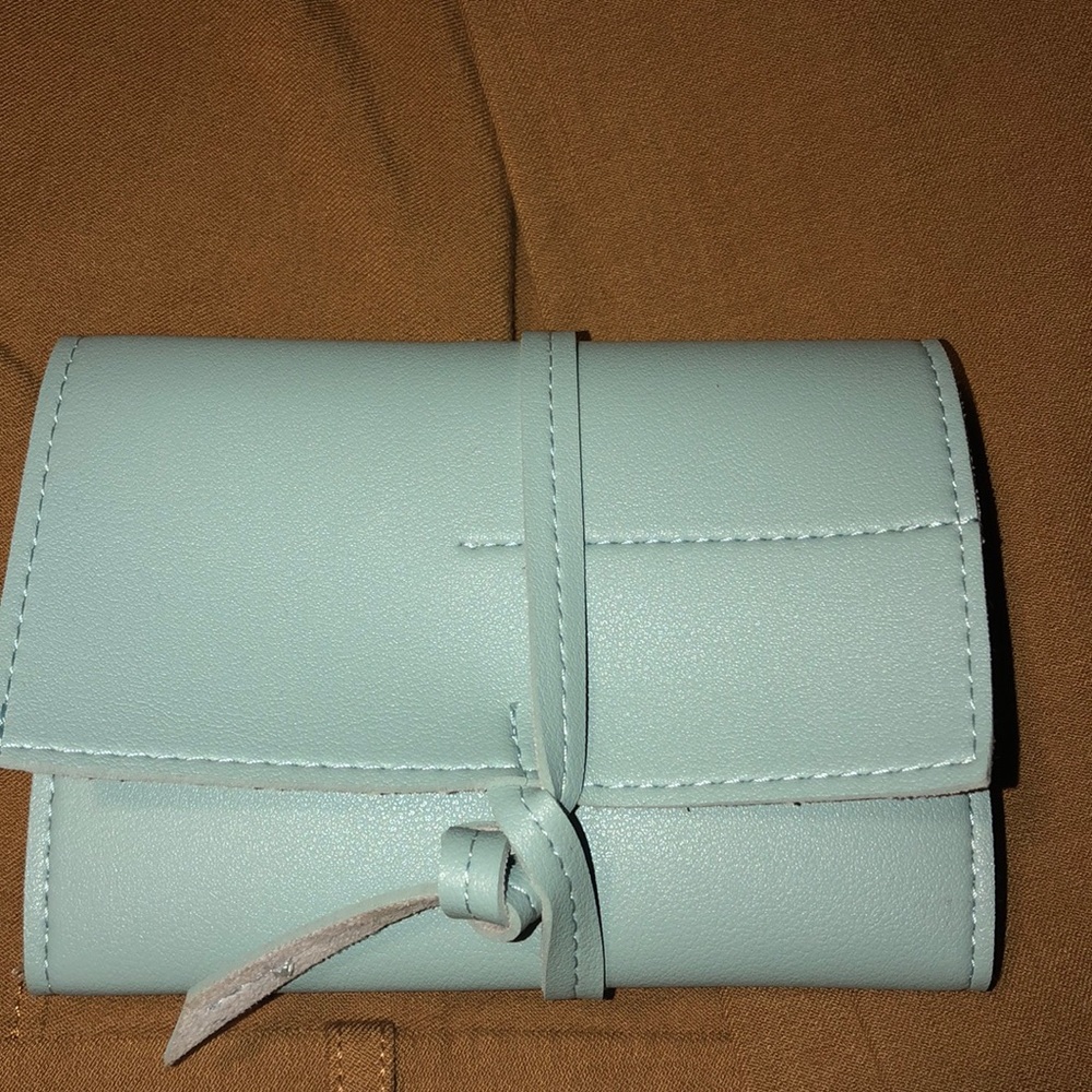Blue LEATHER travel wallet/valet Tuscan Design NEW